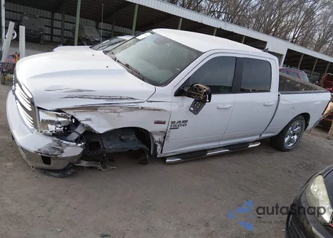 2019 Ram 1500 Classic Big Horn 4X4 6'4 Box z USA, uszkodzony, nr VIN 1C6RR7TT3KS567085